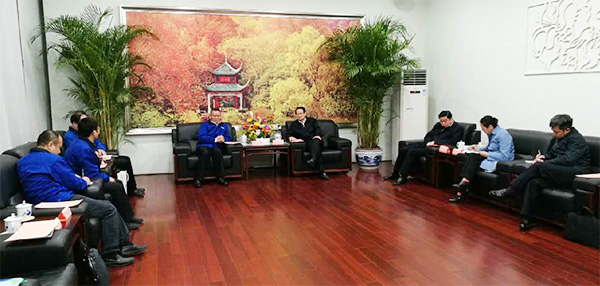 湖南省委常委、长沙市委书记易炼红专项会见中铁山河董事长何清华一行