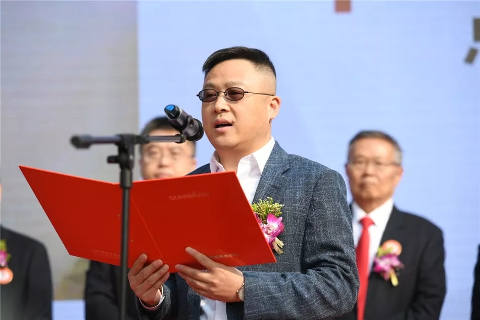 我国首批洞内互换式双模盾构机下线